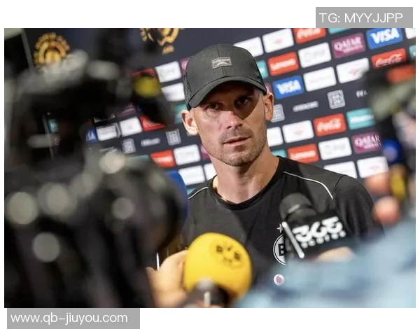 德天空报道多特34岁老将格罗斯续约前景不明未来充满变数 德天空报道多特34岁老将格罗斯续约前景不明未来充满变数