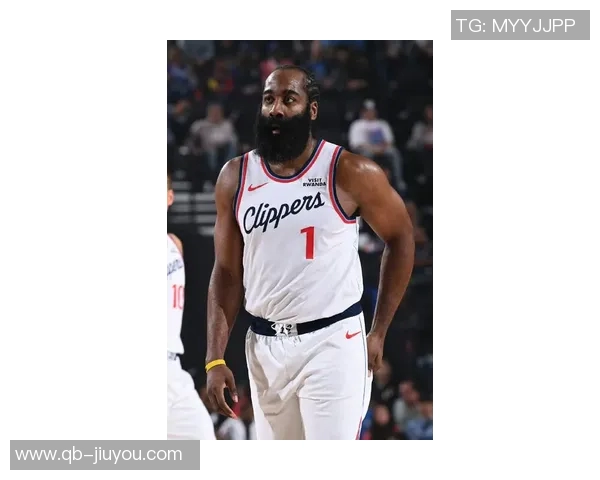 哈登鼓励年轻球员勇敢出击把握机会展现自我才能 哈登鼓励年轻球员勇敢出击把握机会展现自我才能