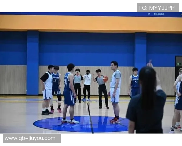 弗拉格盛赞华盛顿全力以赴的拼搏精神与默契合作