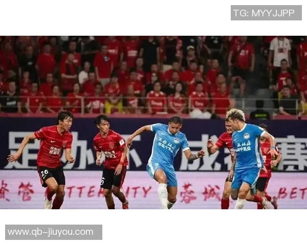 蓉城争冠梦碎球迷怒斥管理层引援无力引发热议